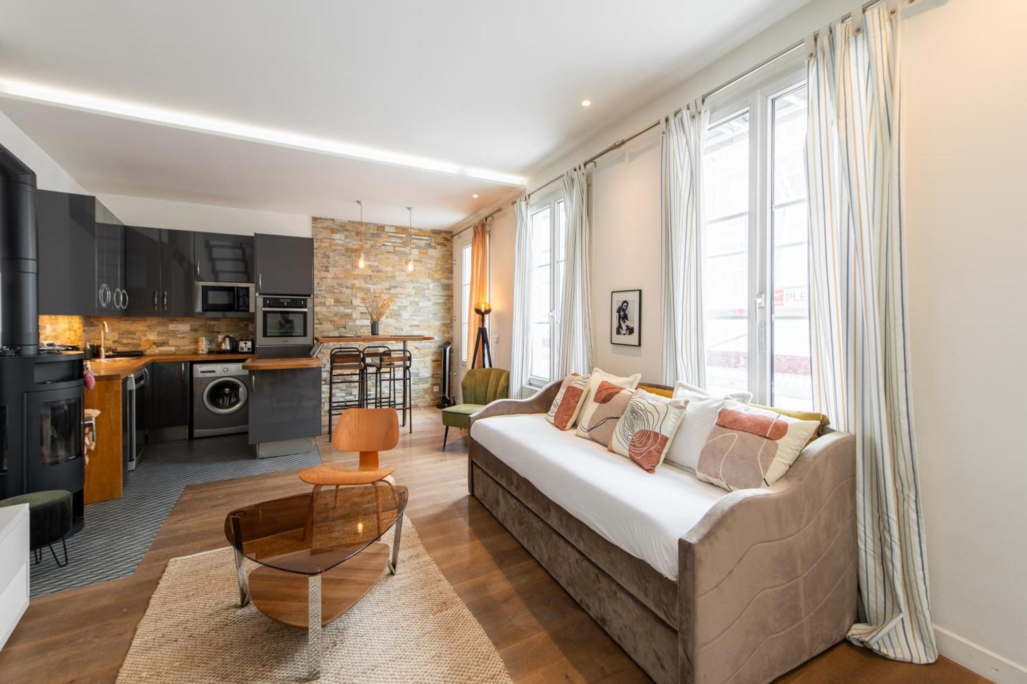 Amazing Loft In The Vibrant Area Near The Famous Bastille's Place *